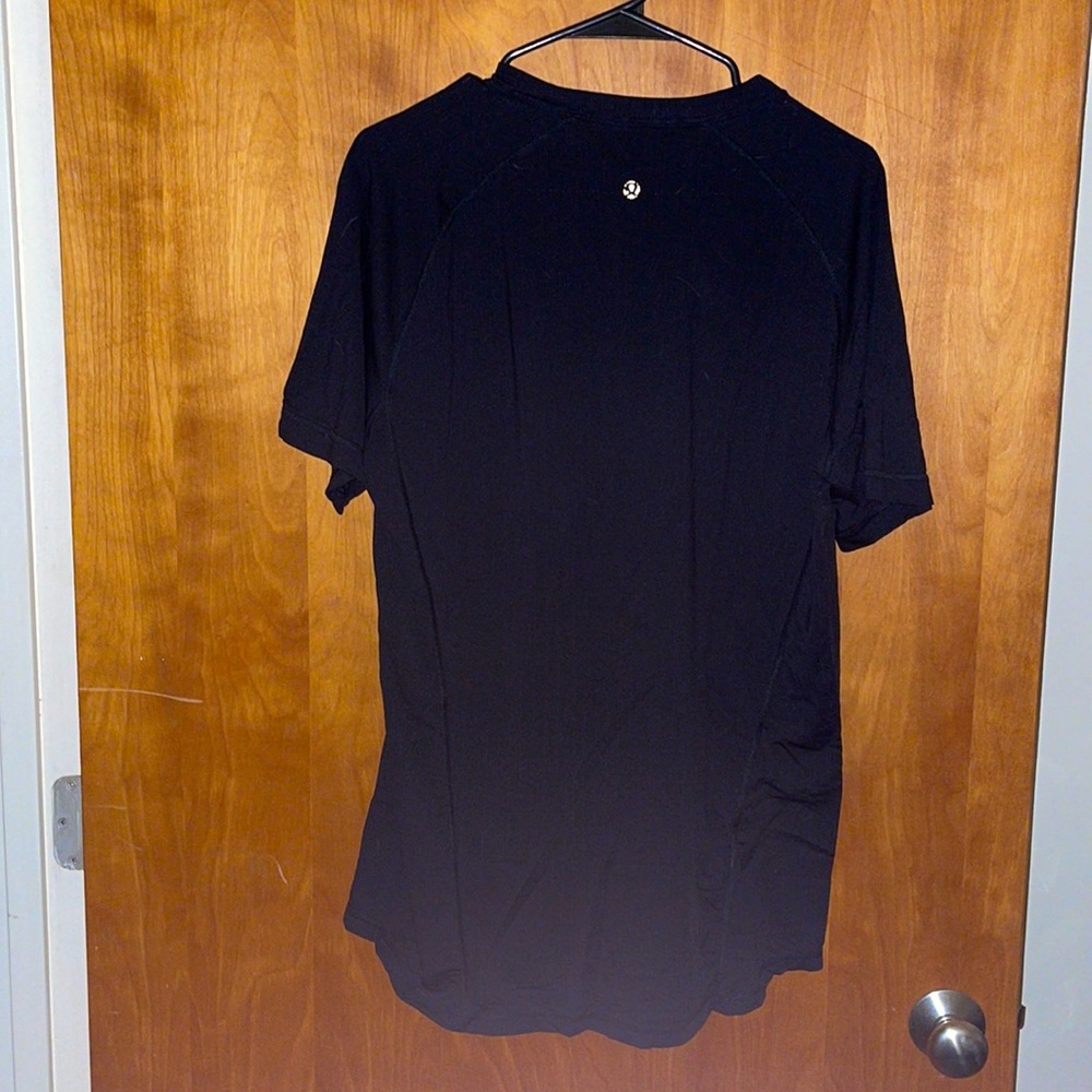 Men’s Lululemon Tshirt Large